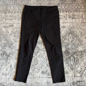 Lululemon ABC Slim 34 x 32 Warpstreme Black